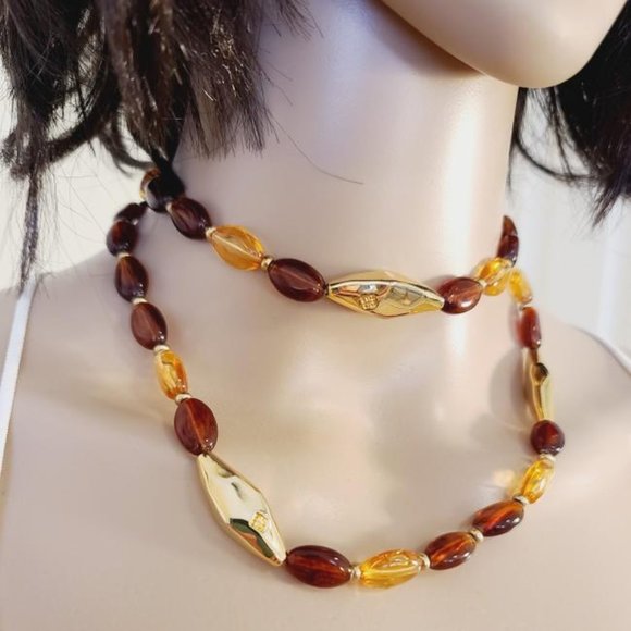 GIVENCHY Brown Amber Gold Plated Tortoiseshell Beads Necklace - Picture 2 of 10